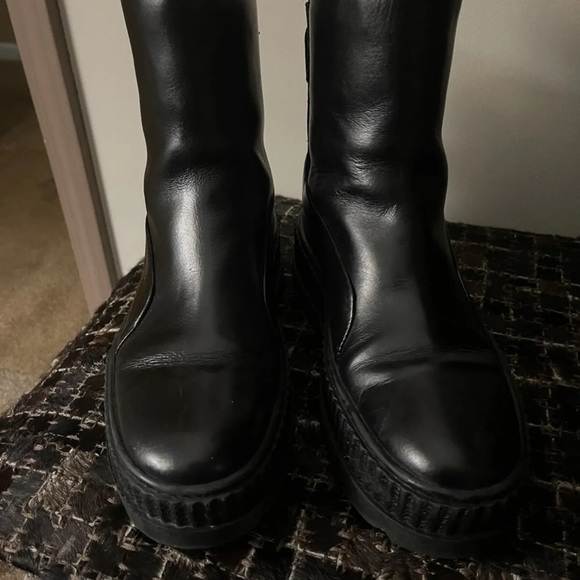 Fenty Puma By Rihanna Chelsea Sneaker Boots Black, Women US 9 UK 6.5 EUR 40 - Picture 8 of 10